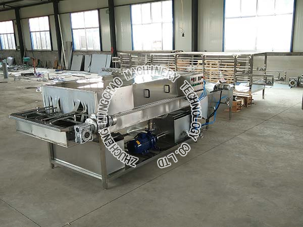 托盤清洗機(jī) (1).jpg