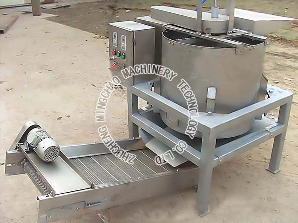 全自動(dòng)下出料式脫水脫油機(jī).jpg